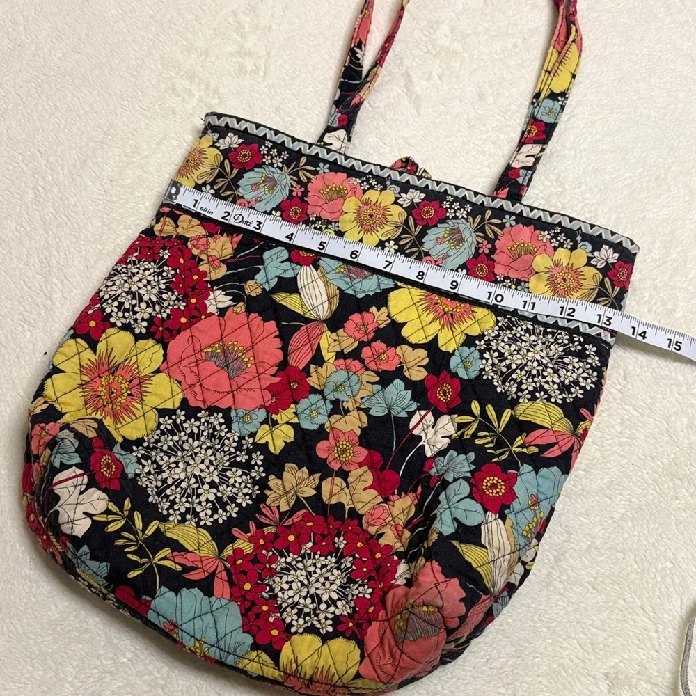 Vera Bradley Happy Snails Floral Navy Multicolor Quilted Tote Bag Purse